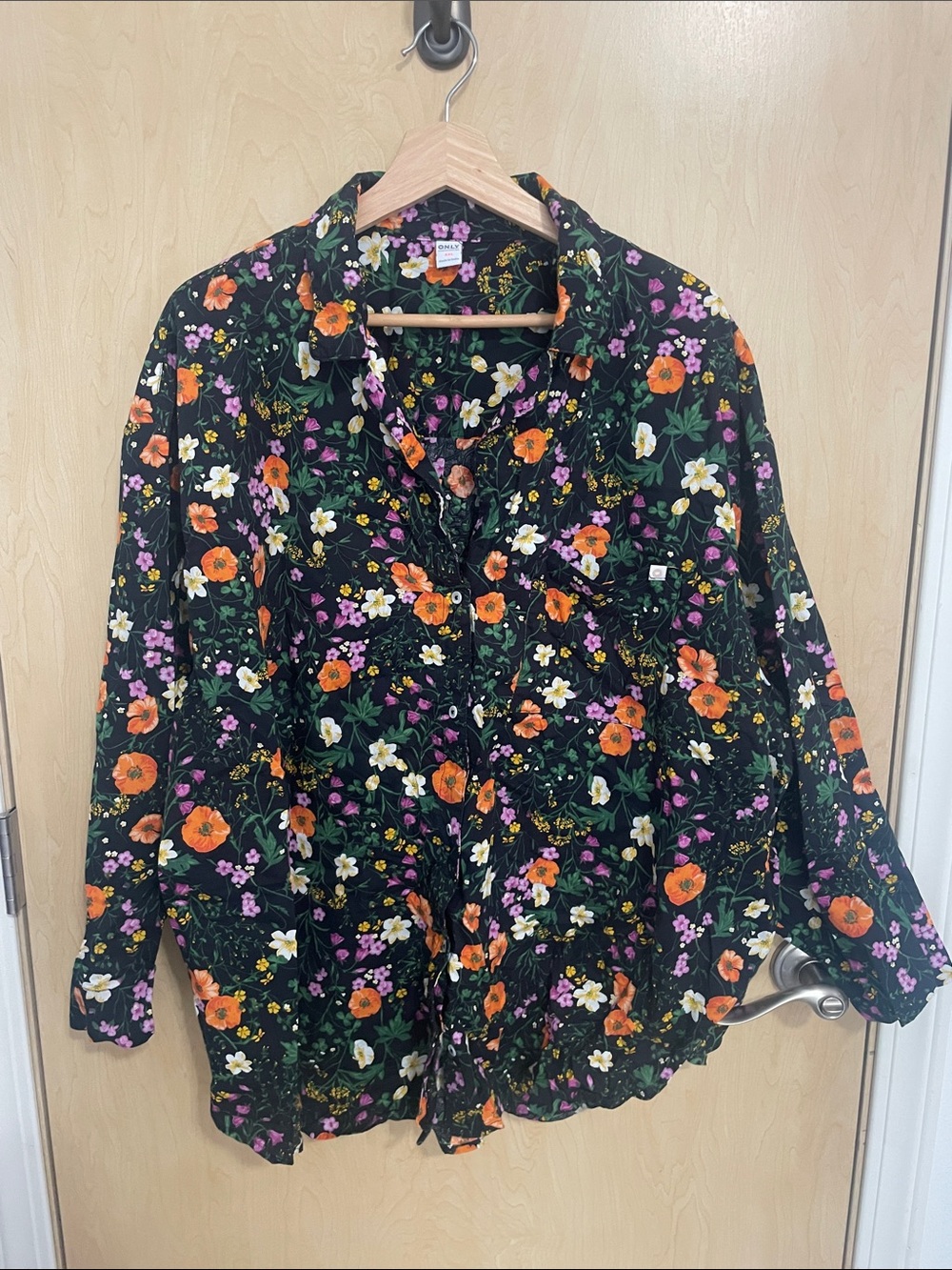 Old Navy Black Floral Button-Up Pajama Top with Orange & Purple Flowers XXL